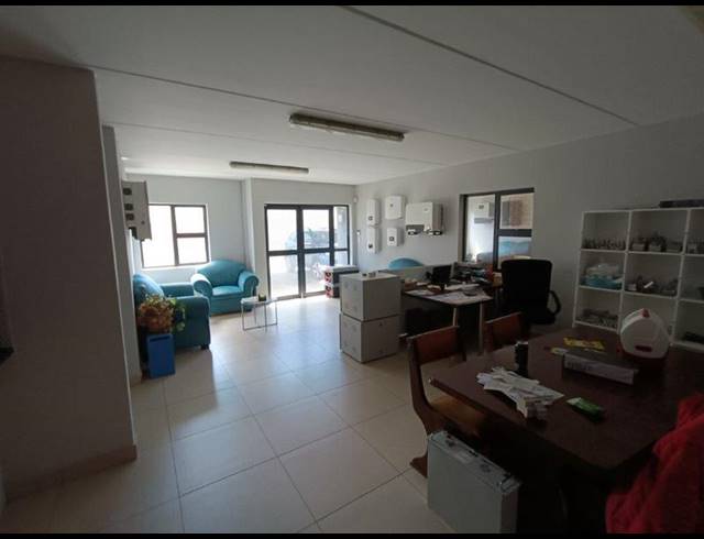 INDUSTRIAL PROPERTY TO RENT IN PRINCESS